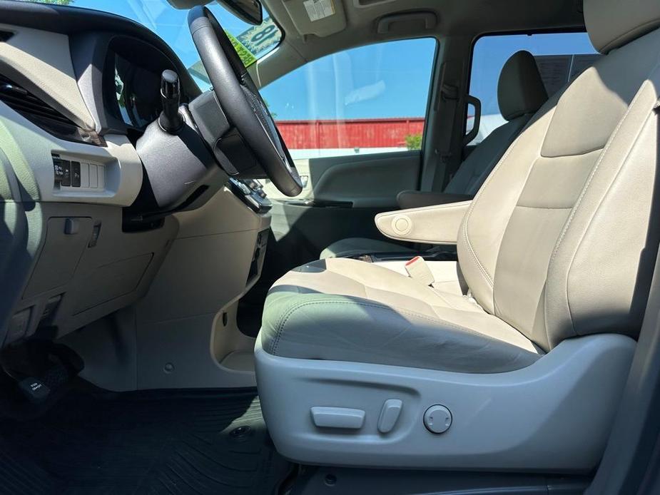 used 2018 Toyota Sienna car, priced at $22,673