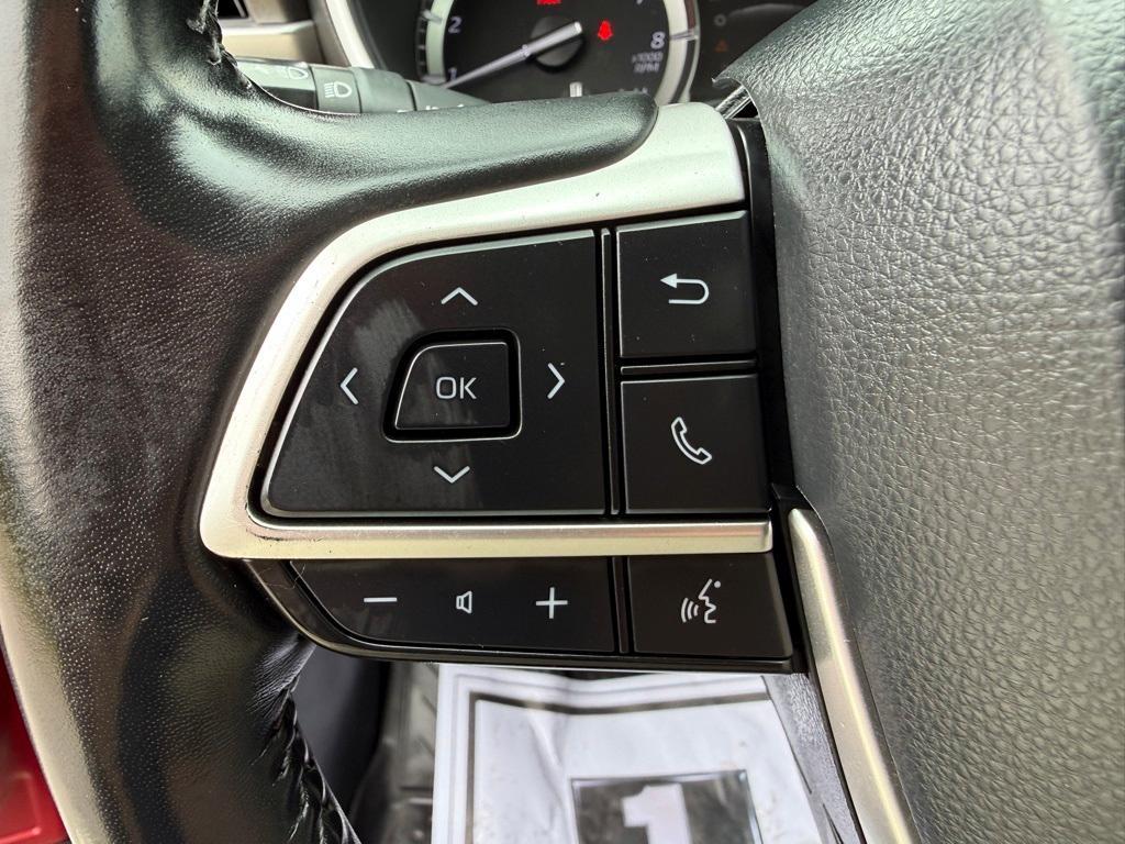 used 2022 Toyota Highlander car, priced at $30,942