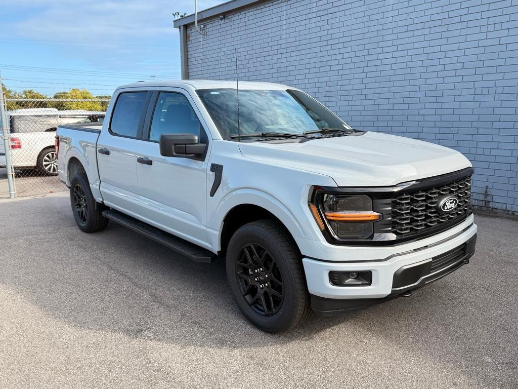 new 2024 Ford F-150 car, priced at $49,262