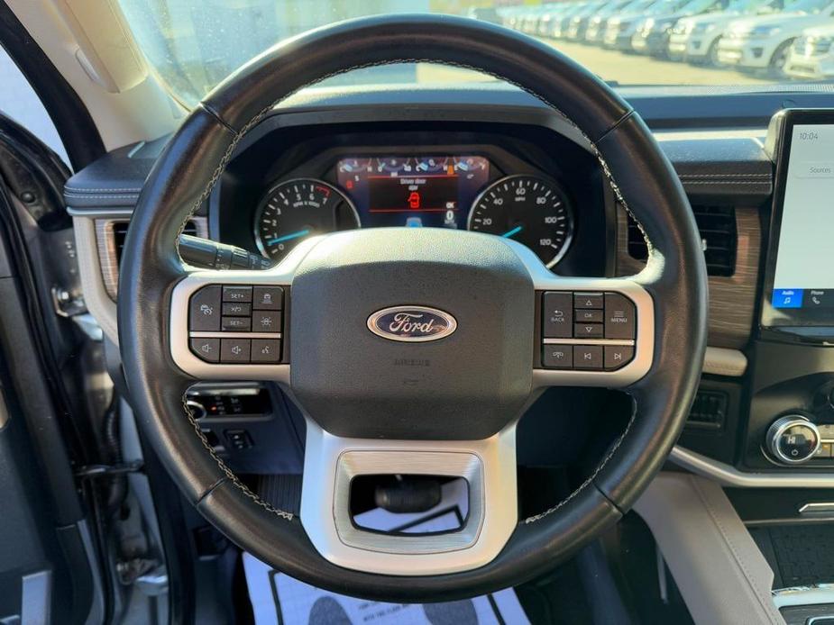 used 2022 Ford Expedition car, priced at $41,788