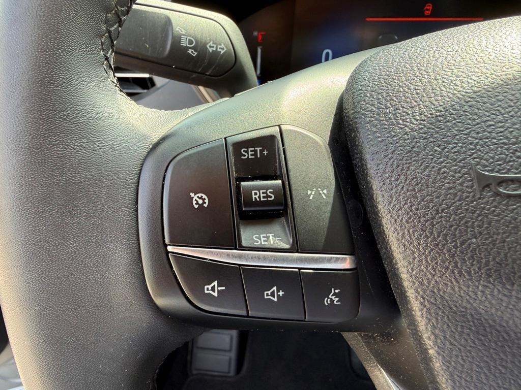 used 2023 Ford Escape car, priced at $20,922