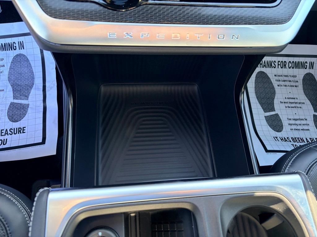 new 2025 Ford Expedition Max car, priced at $86,990