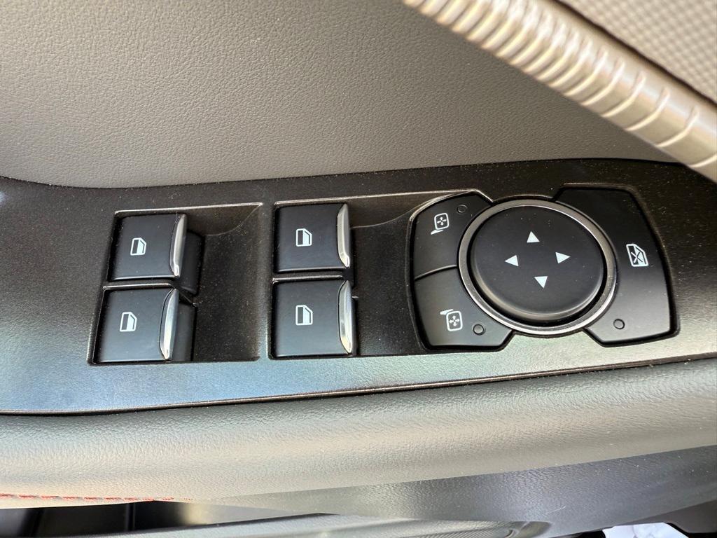 new 2025 Ford Explorer car, priced at $41,450