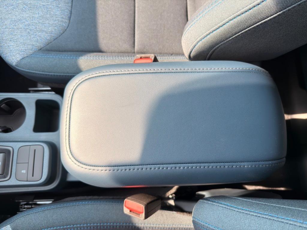 new 2025 Ford Maverick car, priced at $35,095