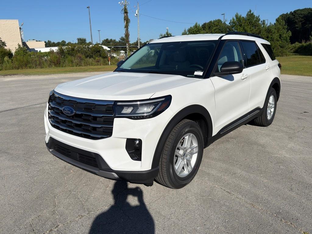 new 2025 Ford Explorer car, priced at $44,560