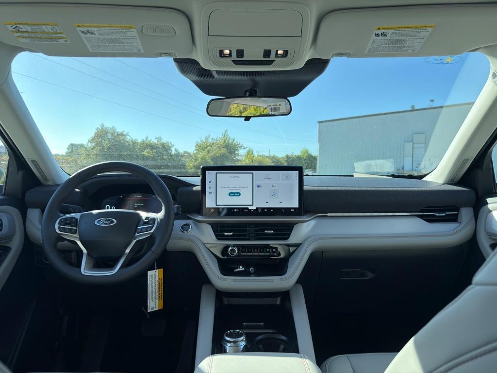 new 2025 Ford Explorer car, priced at $44,560