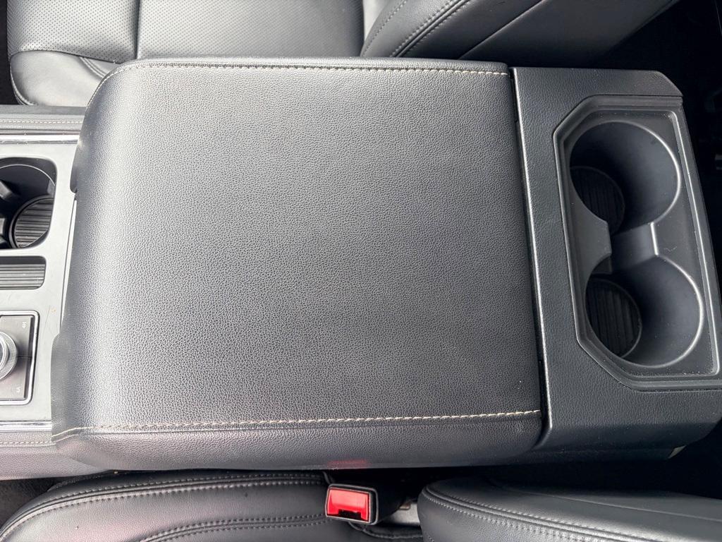 used 2024 Ford Expedition car, priced at $41,472