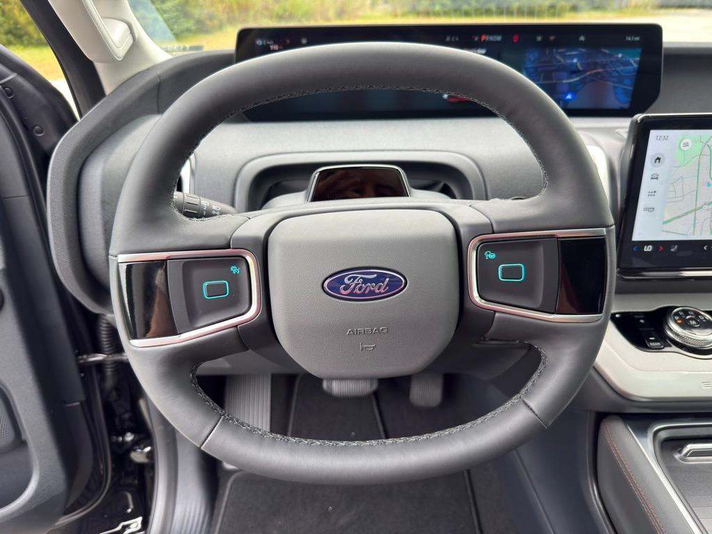 new 2025 Ford Expedition car, priced at $68,955