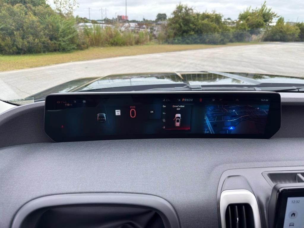 new 2025 Ford Expedition car, priced at $68,955