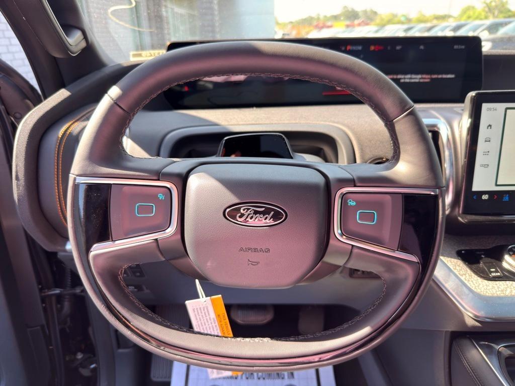 new 2025 Ford Expedition car, priced at $83,025