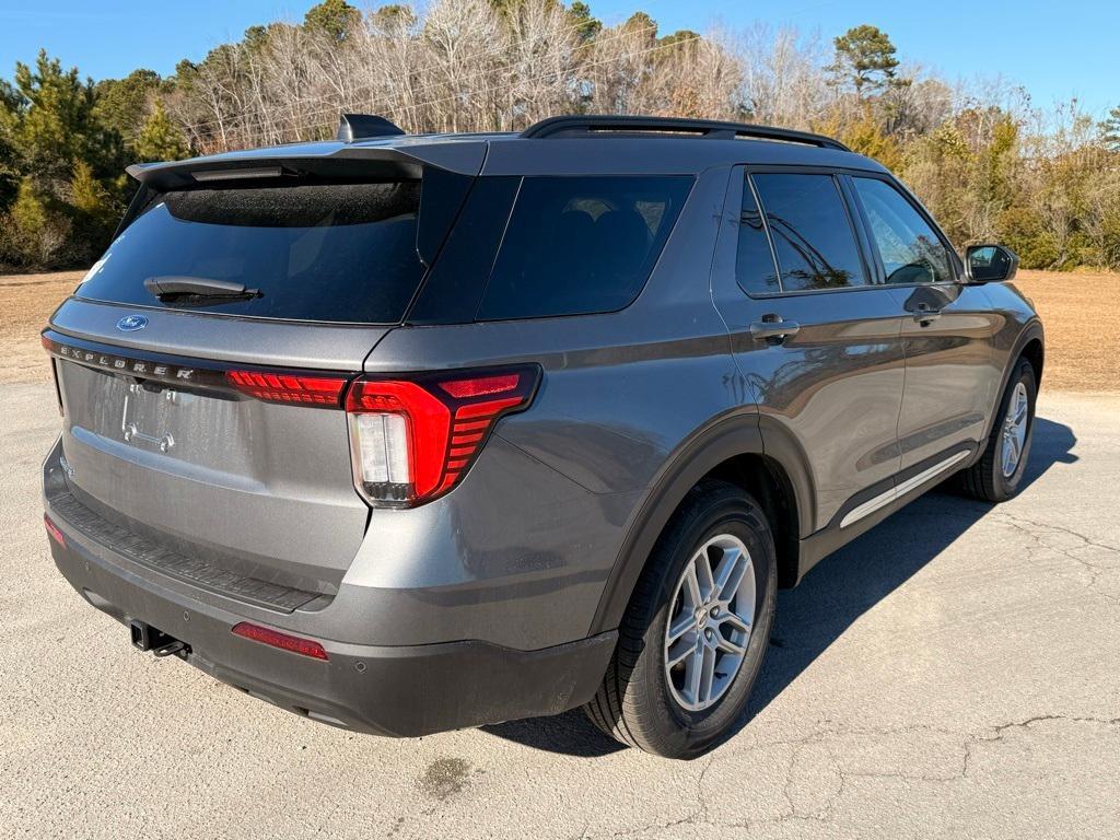 new 2025 Ford Explorer car, priced at $39,950