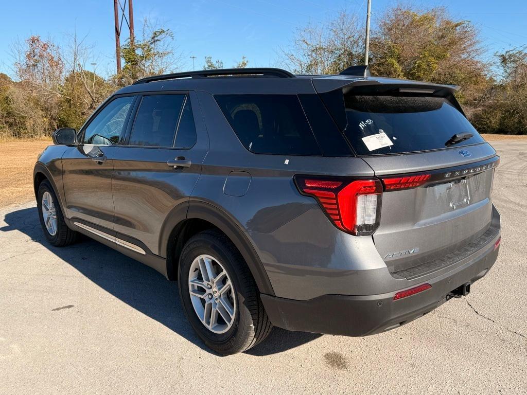 new 2025 Ford Explorer car, priced at $39,950