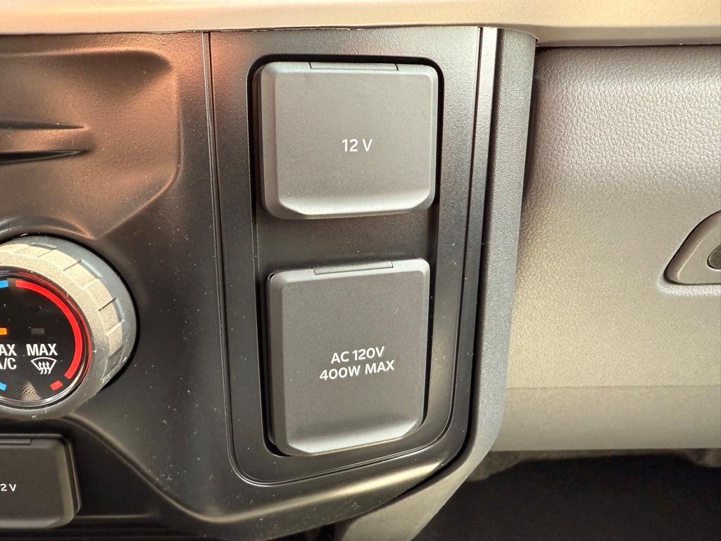 new 2025 Ford F-250 car, priced at $62,115