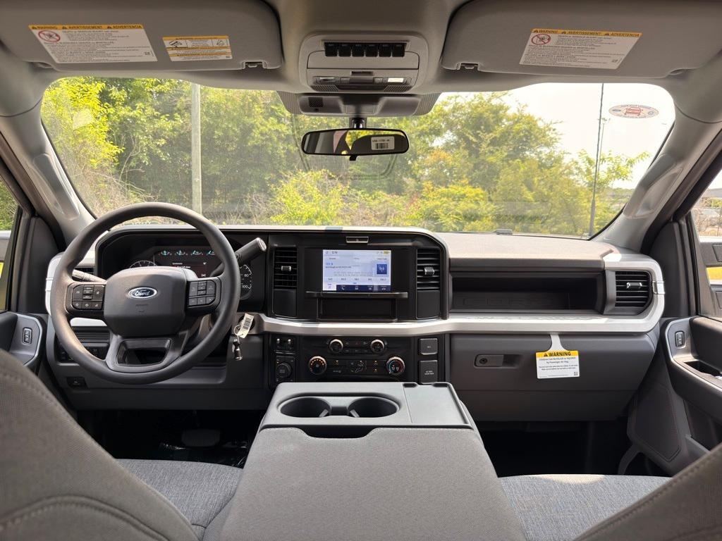 new 2025 Ford F-250 car, priced at $62,115