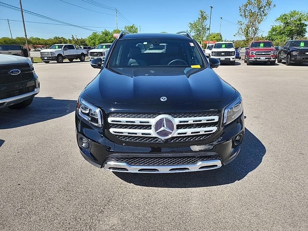 used 2020 Mercedes-Benz GLB 250 car, priced at $27,537