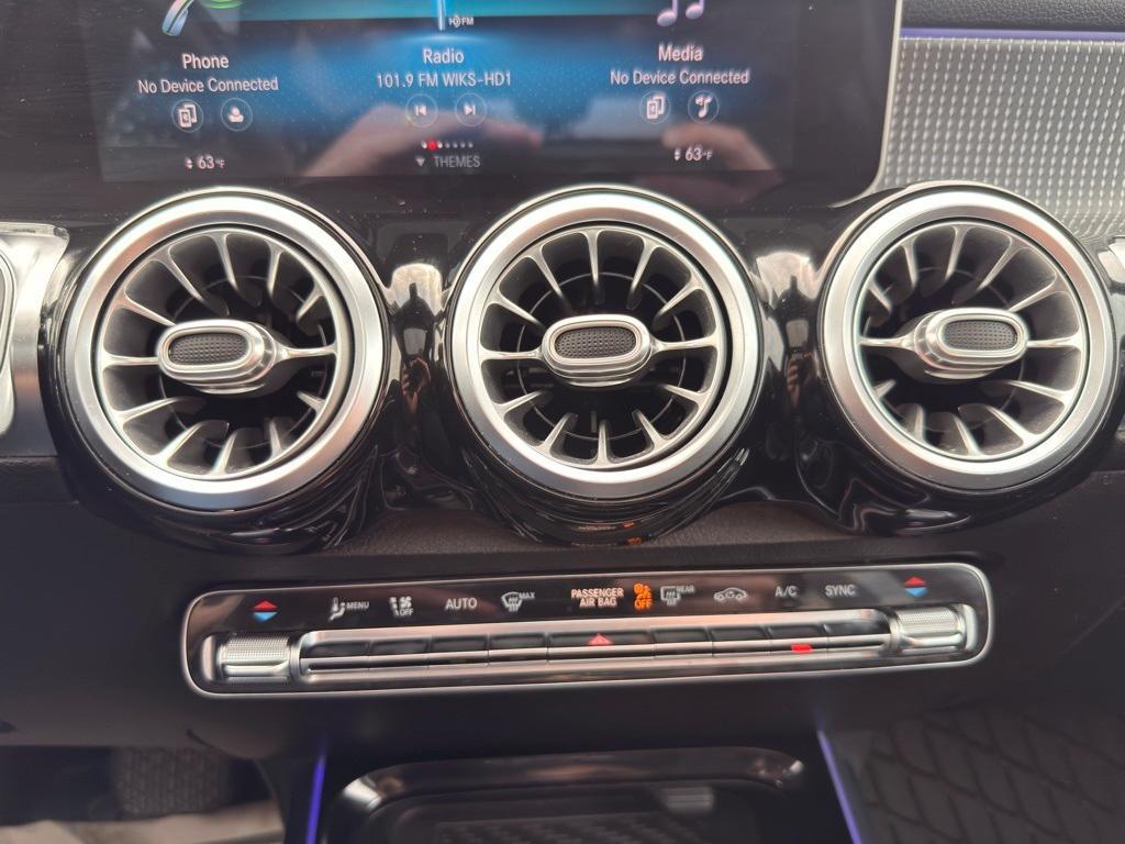 used 2020 Mercedes-Benz GLB 250 car, priced at $25,940
