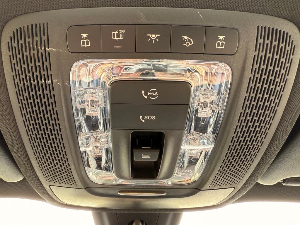 used 2020 Mercedes-Benz GLB 250 car, priced at $25,940