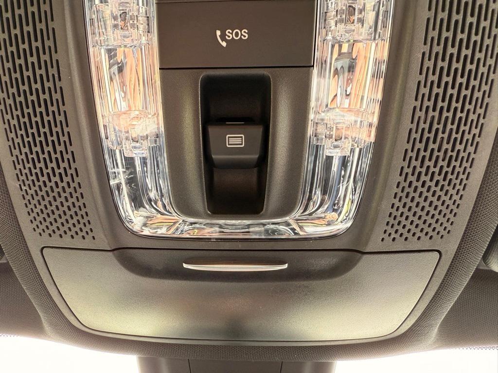 used 2020 Mercedes-Benz GLB 250 car, priced at $25,940