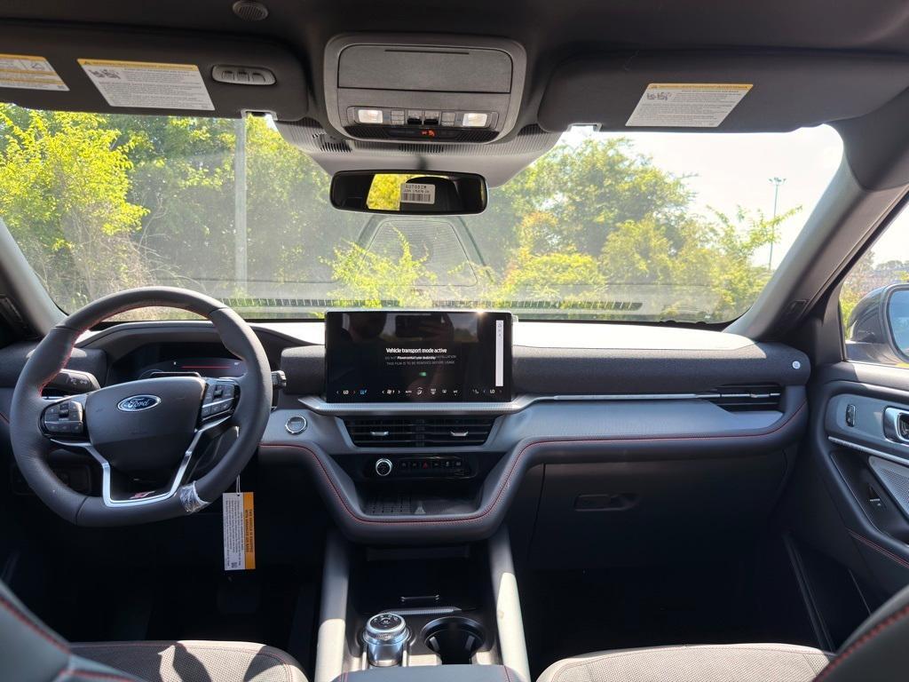 new 2025 Ford Explorer car, priced at $61,625