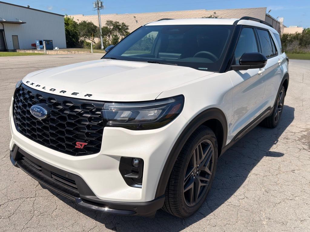 new 2025 Ford Explorer car, priced at $61,625
