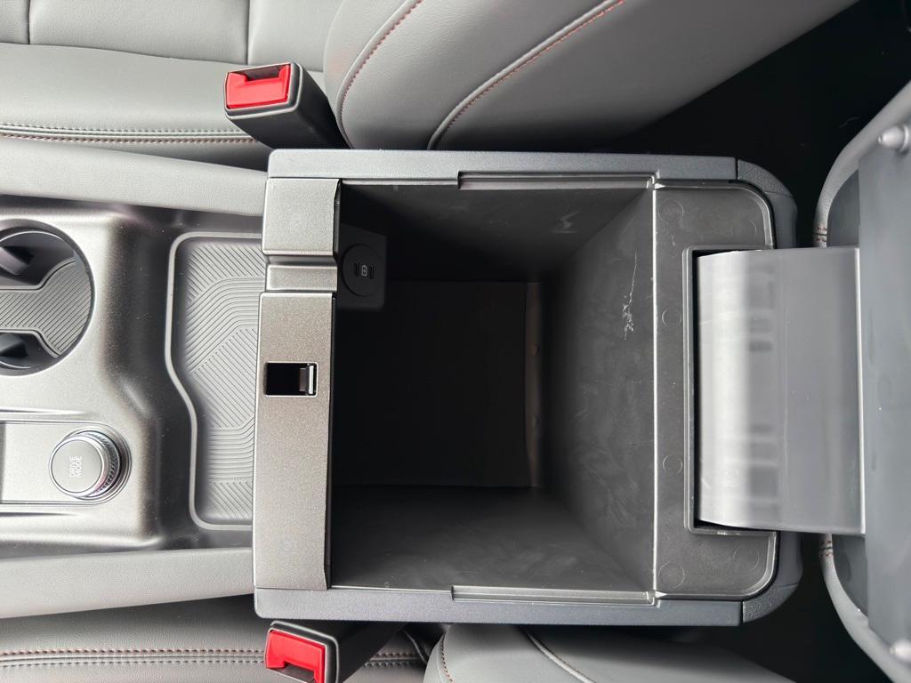 new 2025 Ford Explorer car, priced at $43,765