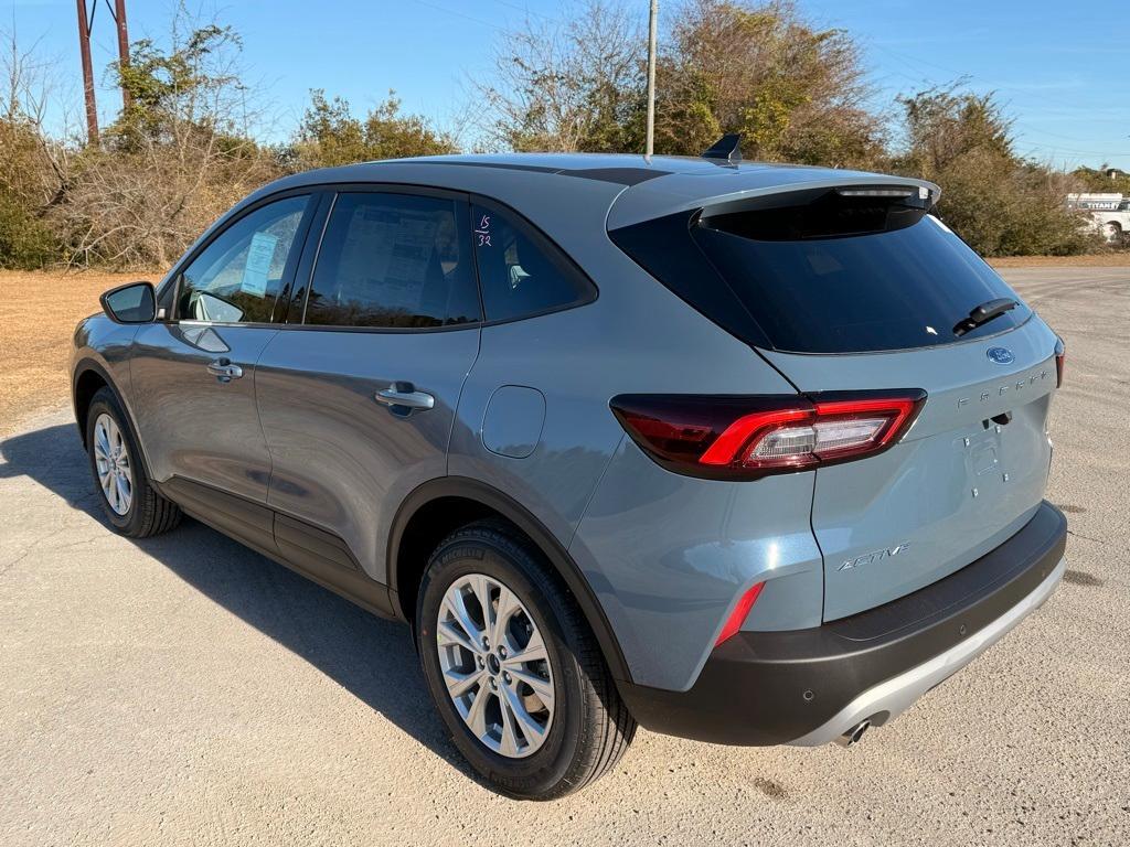 new 2025 Ford Escape car, priced at $31,475