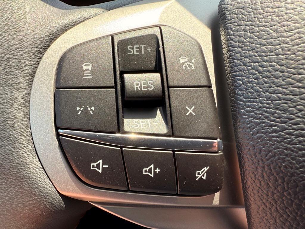 new 2025 Ford Explorer car, priced at $45,285