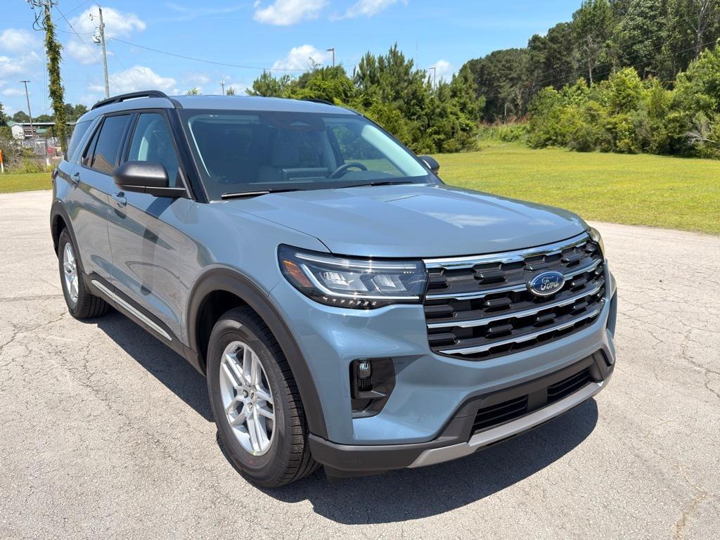 new 2025 Ford Explorer car, priced at $45,285