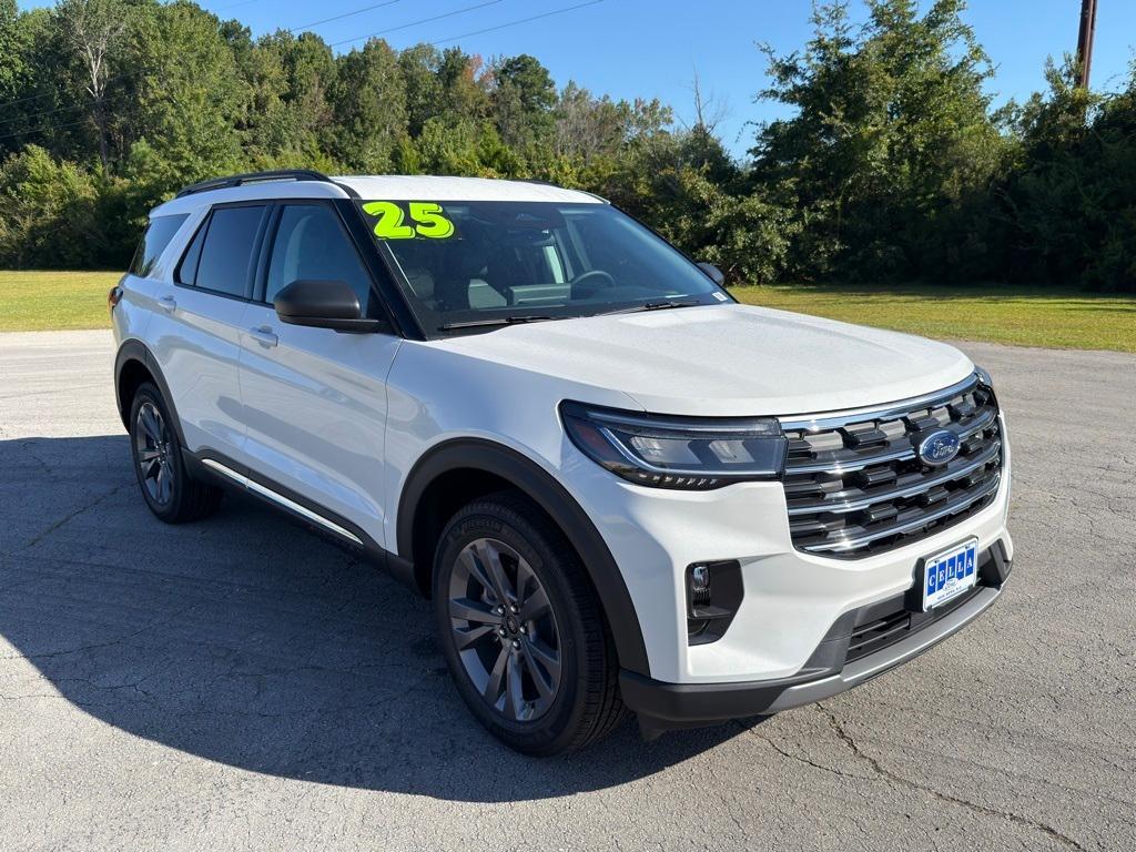 new 2025 Ford Explorer car, priced at $47,655