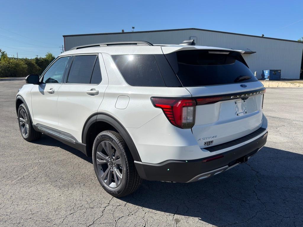 new 2025 Ford Explorer car, priced at $47,655