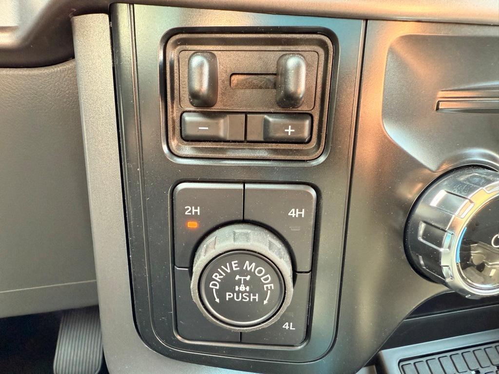 new 2025 Ford F-150 car, priced at $67,870