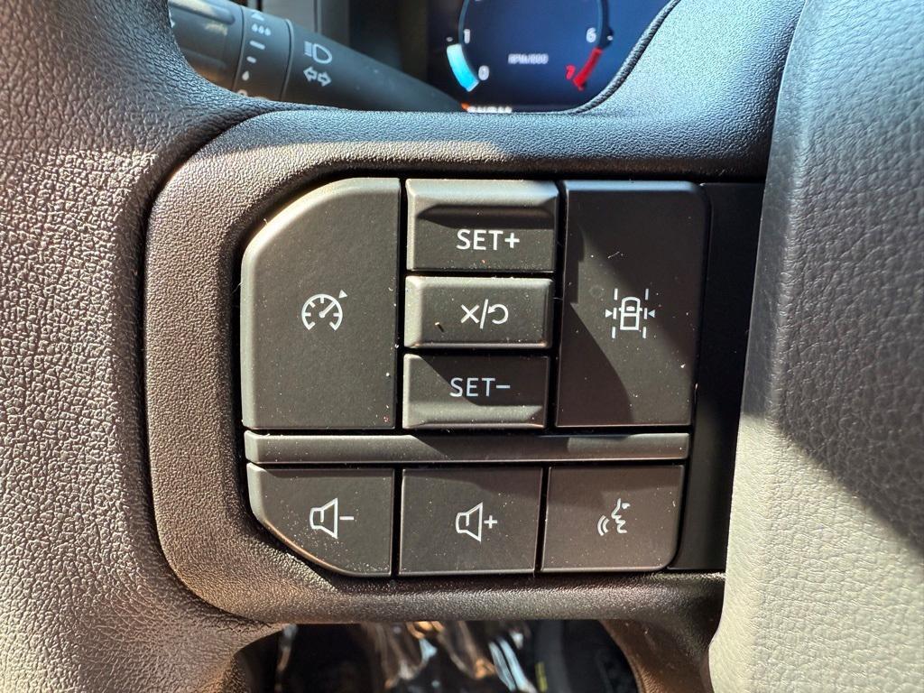 new 2025 Ford F-150 car, priced at $54,575