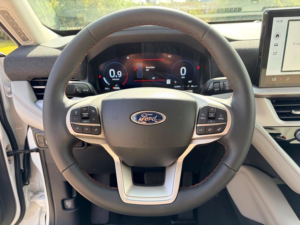 new 2025 Ford Explorer car, priced at $44,560
