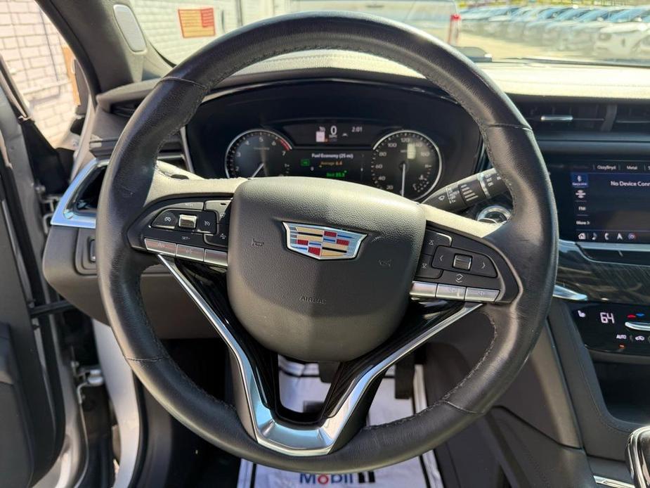 used 2020 Cadillac XT6 car, priced at $32,453