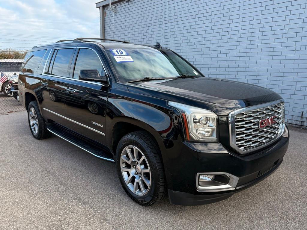 used 2019 GMC Yukon XL car, priced at $25,482