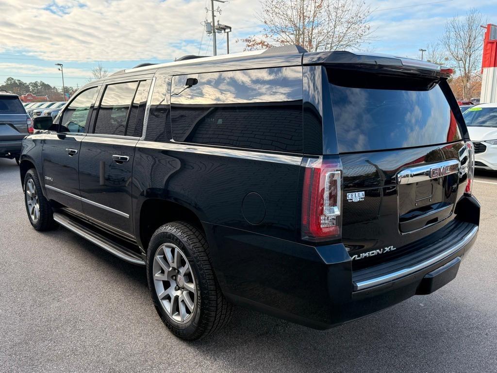 used 2019 GMC Yukon XL car, priced at $25,482