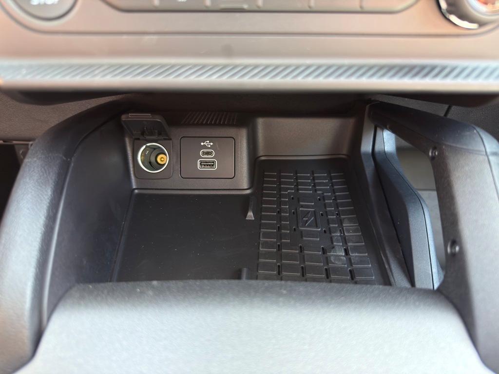 new 2025 Ford Bronco Sport car, priced at $40,512