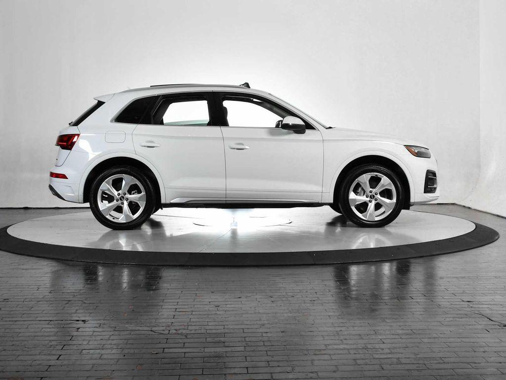 used 2021 Audi Q5 car, priced at $27,788