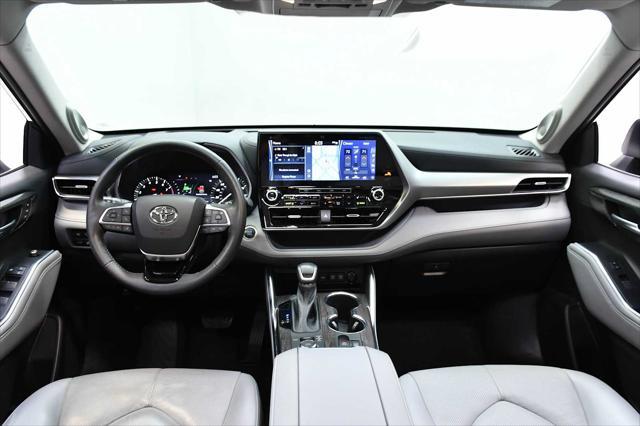 used 2021 Toyota Highlander car, priced at $48,888