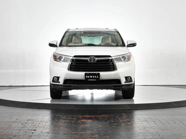 used 2016 Toyota Highlander car, priced at $19,998