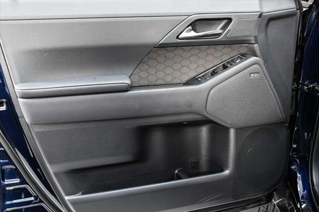 used 2025 Lexus GX 550 car, priced at $106,998