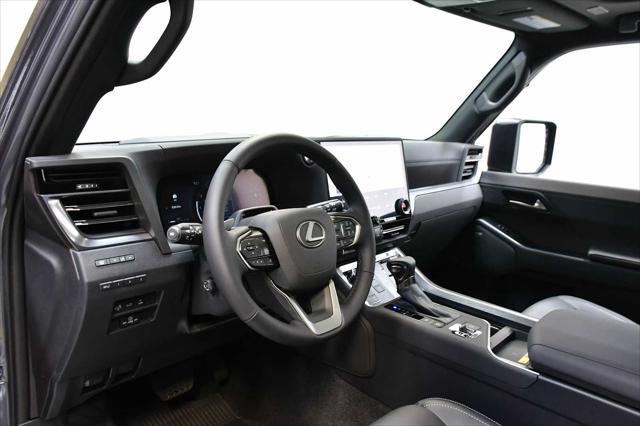 used 2025 Lexus GX 550 car, priced at $107,998