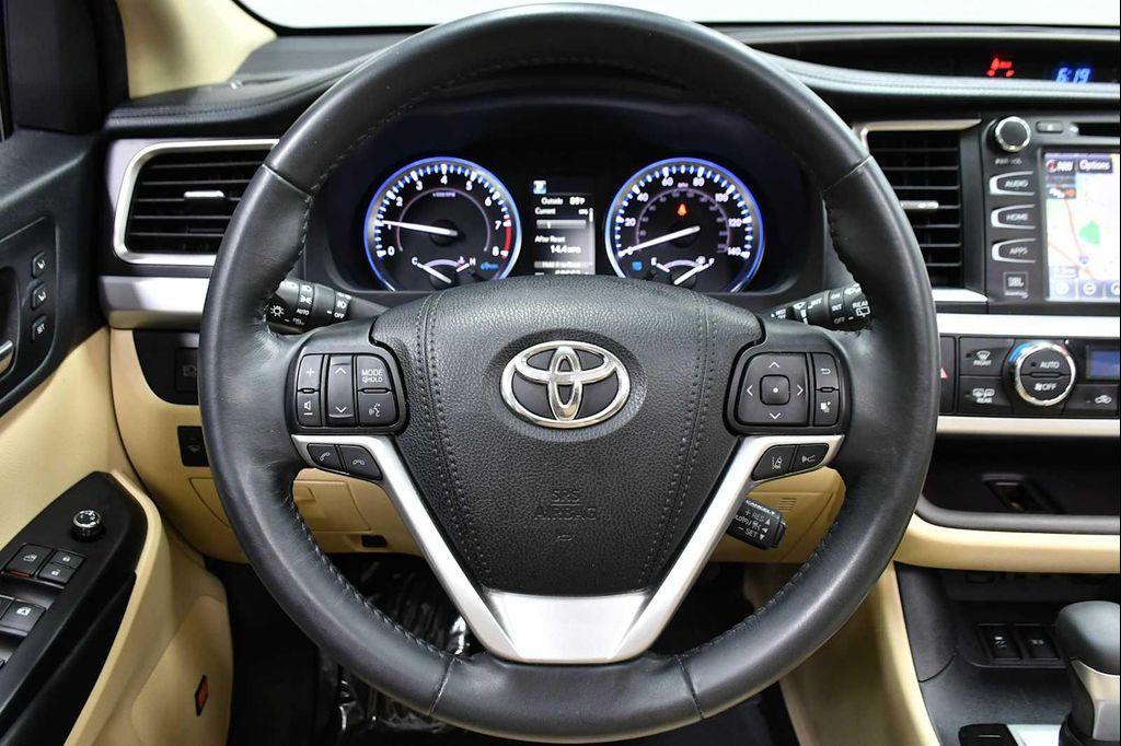 used 2019 Toyota Highlander car, priced at $27,688
