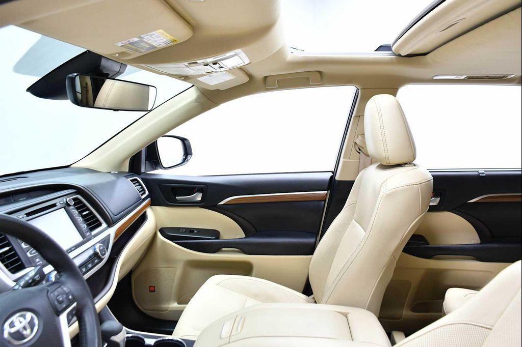 used 2019 Toyota Highlander car, priced at $27,688