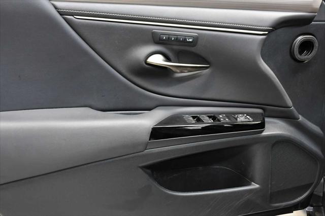 used 2022 Lexus ES 350 car, priced at $41,888