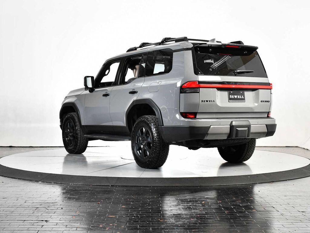 used 2025 Lexus GX 550 car, priced at $101,998