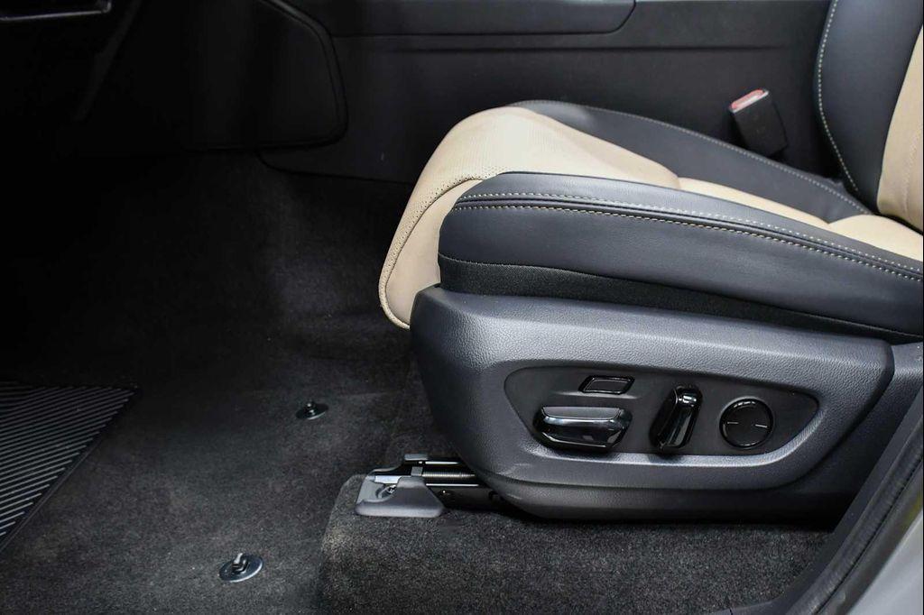 used 2025 Lexus GX 550 car, priced at $101,998