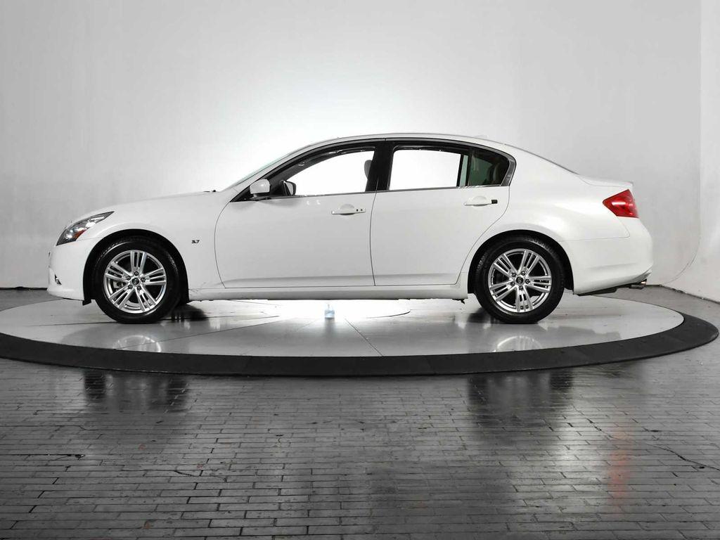 used 2015 INFINITI Q40 car, priced at $13,900