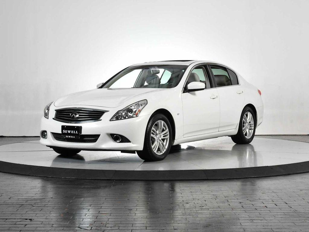used 2015 INFINITI Q40 car, priced at $13,900