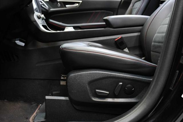 used 2021 Ford Edge car, priced at $25,488